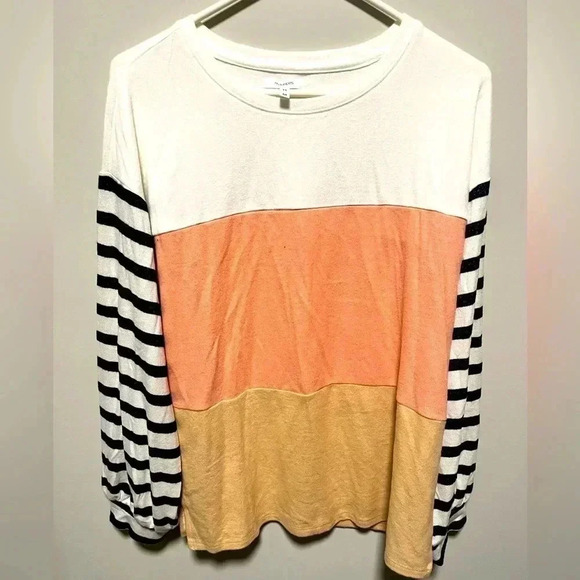 Maurices Tops - Maurice’s size medium women’s blouse color block